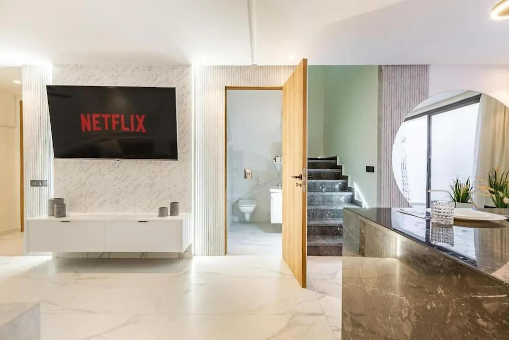 New Duplex Haut Standing A Victor Hugo, Gueliz 마라케시 모로코