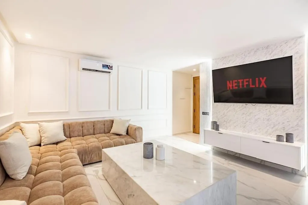 New Duplex Haut Standing A Victor Hugo, Gueliz 마라케시